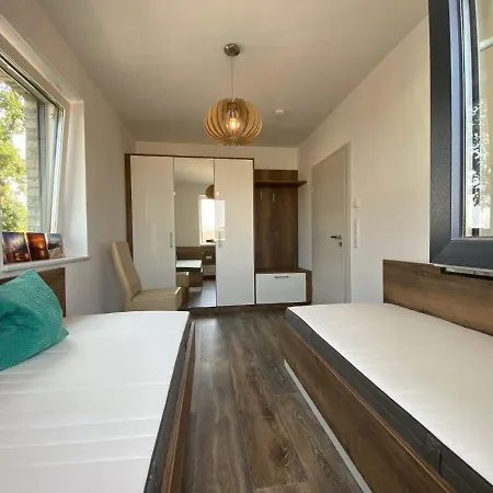 Seestern Am Harkebruegger Mit Sauna Und Kamin Hébergement de vacances